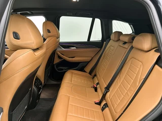 BMW X3 XDrive20i High Executive M Sport | Adaptive Cruise | Stoelverwarming | / 25