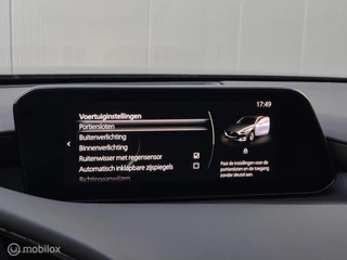 MAZDA 3 2.0 E-SKYACTIV-X M HYBRID 180 COMFORT MET BOSE AUTOMAAT/KEYLESS/LED/CAMERA/STOEL-STUURVERWARMING/HEAD-UP/ADAPTIVE CRUISE / 30
