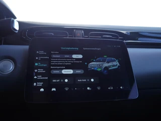 Leapmotor T03 Design 37.3 kWh | Beperkt leverbaar in het zwart | Navigatie | Achteruitrijcamera  | Adaptieve cruise control | Panoramadak | Airco / 26