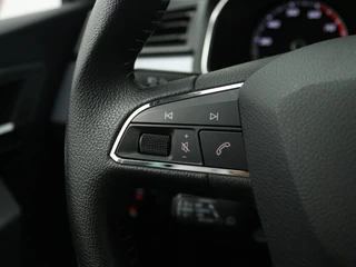 SEAT Arona 1.0 TSI Style Launch | Trekhaak | Navigatie | Camera | Stoelverwarming / 28