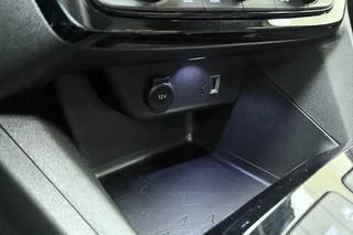 Opel Mokka 1.2 Turbo Level 4 | 130 PK | Trekhaak | Parkeer Camera Achter | Apple Carplay & Android Auto | Airco | DAB+ | Privacy Glas | Zwart Dak | / 28