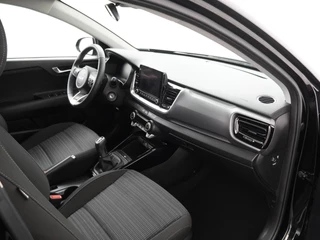 Kia Stonic 1.0 T-GDi MHEV DynamicLine  Navigatie - Achteruitrijcamera - Cruise Control - Apple & Android Carplay - Fabrieksgarantie t/m 14-04-2032 / 42