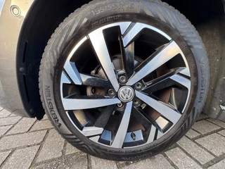 Volkswagen Polo 1.0 TSI Highline / ACC / Clima / ParkPilot / DRC / NL Auto met NAP . / 28