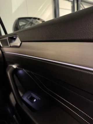 Volkswagen Passat 1.6 TDI R-line Pano Virtual Trekhaak NAP / 22