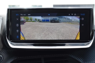 Peugeot 208 Hybrid 145 e-DCS6 GT  Navigatie | Camera V+A | Adaptieve cruise controle | Airco | PDC V+A | 8 jaar Peugeot Care garantie / 20
