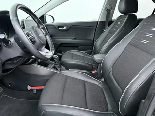 Kia Stonic 1.0 T-GDi MHEV GT-Line  Stoel/-Stuurwielverwarming - Achteruitrijcamera - Climate Control - Navigatie - Apple Carplay / Android Auto - Fabrieksgarantie tot 05-2031 / 19