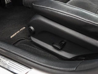 Mercedes-Benz E-klasse 220 d AMG Line Night Edition Panoramadak Widescreen Sfeerverlichting Apple CarPlay Android Auto Camera Stoelverwarming LED / 34