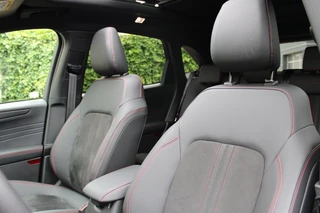 Ford Kuga 2.5 PHEV ST-Line X  | Panoramadak | Trekhaak | B&O | Winterpack / 12