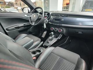 Alfa Romeo Giulietta 1.4 T SPORTIVA AUTOMAAT  Cruise Control | Clima | Parkeersensoren / 10
