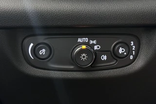 Opel Insignia Grand Sport 1.5 Turbo Business Executive Schuif-/Kanteldak Trekhaak Achteruitrijcamera / 27