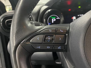 Toyota Yaris 1.5 Hybrid Executive/ NL auto/ Eerste eigenaar/ Automaat/ Stoelverwarming/ Navi/ Apple carplay/ Pano / 16