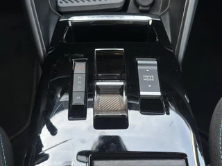 Citroen C4 1.2 Puretech 130pk Business Plus | Trekhaak | Adaptive Cruise Control | Comfort Stoelen | Navigatie | Climate Control | Keyless Entry/Start | DAB | Full LED | Apple Carplay/Android Auto | Parkeercamera/-sensoren | Head-Up Display | / 28