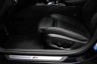 BMW 5-serie Touring 530e xDrive M-Sport | LEDER | STOELVERWARMING | TREKHAAK | 19" / 33