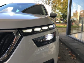 Skoda Kamiq 1.0 TSI DSG Business Camera, Navigatie / 9