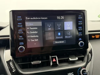 Toyota Corolla Touring Sports 1.8 Hybrid Business | Camera | Carplay&Android | DAB | Led / 20