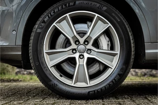 Audi Q7 3.0 TDI e-tron Quattro  Panorama Luchtvering / 17