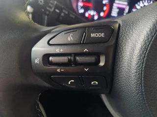 Kia Picanto 1.0 DPi DynamicLine uit 2021  Rijklaar + Fabrieksgarantie tot 06-2028 “Sinds 1970 | 5.000+ reviews | Score 9,5 | Service zoals ’t hoort” Henk Jongen Auto's in Helmond,  al 50 jaar service zoals 't hoort! / 22