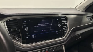 Volkswagen T-Roc 1.0 TSI Style Business PANO LM TREKHAAK DAB CRUISE. / 40