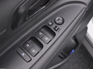 Hyundai Bayon 1.2 MPI Comfort Smart Private lease 419 pm / 19