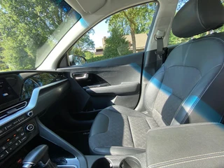 Kia Niro 1.6 GDi Hybrid ExecutiveLine  Half leer/Airco-Ecc/Navi/Alu wielen/Led verl/ nieuw model / 12