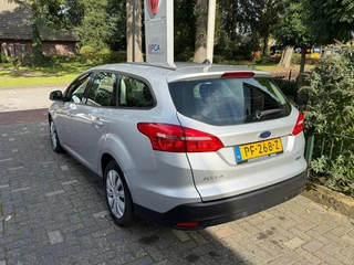Ford Focus Wagon 1.0 Trend / 32