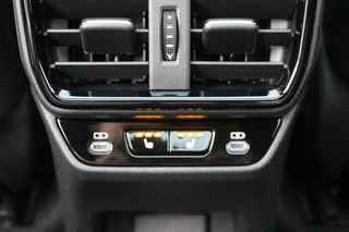 Lexus RZ 550e DIRECT 4 F SPORT 77 kWh DIRECT LEVERBAAR YOKE-STUUR STEER-BY-WIRE PANO MARK-LEVINSON STOELVENT / 34
