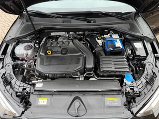 Audi A3 35 TFSI S-Line Automaat ACC B&O Black Style / 53