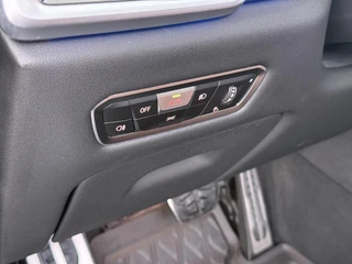BMW X5 xDrive45e High Executive BOMVOL! | PANO | HARMAN KARDON | LASER LED | ELEK. ACHTER KLEP | ELEK. TREKHAAK | STOELVERWARMING | ELEK. MEM. SEAT | ACHTERUITRIJCAMERA | 22'' VELGEN | RIJKLAAR PRIJS + 12 MND BOVAG GARANTIE | / 25