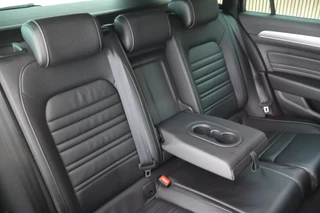 Volkswagen Passat Variant 1.5 TSI 150pk DSG 2x R-Line Panoramadak Leder Camera Stoelverwarming Virtual Cockpit / 38
