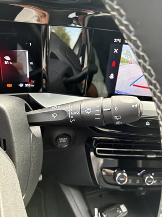 Opel Mokka Electric GS 54 kWh | Climate control | Navigatie | Verwarmbaar stuur | Elektrisch Pakket | Camera | Parkpilot | 18" LM-Velgen | Parkpilot / 25