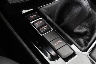 BMW X1 xDrive25e M Sport Sportstoelen Stoelverwarming Apple CarPlay LED / 36