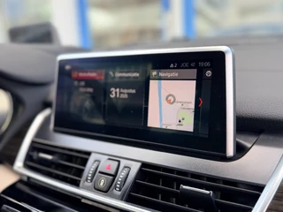 BMW 2 Serie Active Tourer 218i High Executive I Navigatie I Camera I Trekhaak I HUD I LED / 33