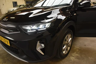 Kia Stonic 1.0 T-GDi MHEV 100pk DynamicLine / 29
