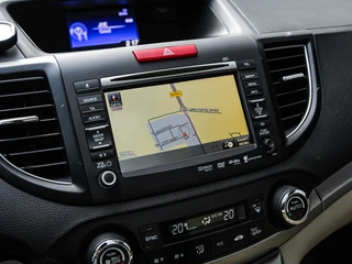 Honda CR-V 2.0 AWD Executive Leder | Panoramadak | Camera | Xenon | Keyless | Stoelverwarming | Trekhaak / 24