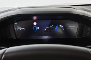 Peugeot 208 1.2 Hybrid 100 e-DCS6 Allure NL Auto Apple CarPlay Parkeersensoren / 11