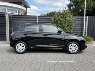 Suzuki Swift Comfort 1.2 Smart Hybrid 82PK Navigatie, Achteruitrijcamera, Keyless, Apple Carplay, Android Auto / 8