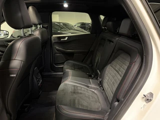 Ford Kuga 2.5 PHEV ST-Line X B&O Pano Camera Winterpack NAP / 35