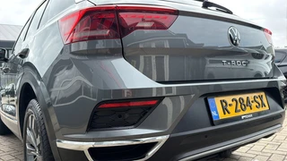 Volkswagen T-Roc 1.5 TSI Sport Business R-Line / Pano / ACC / Led / IQ Drive / Camera / Trekhaak . / 20
