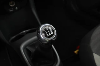 Toyota Aygo 1.0 VVT-i x-play  5 Deurs, Camera, / 25