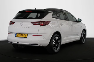 Opel Grandland 1.2 Turbo Level 3 Trekhaak Stuur/Stoelverwarming Keyless / 4