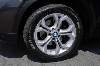 BMW X4 xDrive28i Centennial High Executive|Camera|Dodehoek|Leder| / 11
