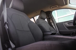 Volvo XC40 1.5 T2 Momentum Core | 1e eigenaar | NL auto | Navigatie | Cruise control | Bluetooth | LED | Parkeersensoren | Bluetooth | Botsherkenning | Rijstrooksensor / 16