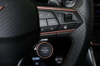 Cupra Formentor 1.5 TSI e-Hybrid SOH-100% 360-camera sportstoelen stoel/stuurverwarming / 32