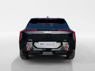 Kia EV4 Hatchback GT-PlusLine 81.4 kWh | Schuif/kanteldak | Lederen bekleding | 360 Graden camera | Head up display | Elektrische achterklep | Elektrische stoel verstelling met geheugen | Stoel verwarming + ventilatie voor | Dodehoek camera | Draadloze oplader / 5
