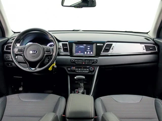 Kia Niro 1.6 GDi Hybrid DynamicLine | Trekhaak | All-seasonsbanden | Navigatie / 18