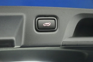 Kia ProCeed 1.5 T-GDi GT-Line Automaat  - Stoel-/stuurverwarming - Navigatie - Cruise Control - Airco - Climate Control - Fabrieksgarantie tot 03-2031 / 24