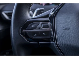 Peugeot 3008 1.6 HYbrid 225 Blue Lease Allure | 98% SOH | NL auto | Camera / 31