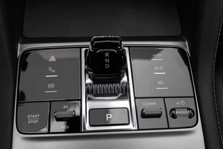 BYD SEAL U 1.5 DM-i PHEV AWD Design 324 PK | Bountless Cloud l HUD l Pano l 360 l Voorraad / 30