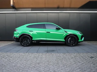 Lamborghini Urus 4.0 V8 Hybrid SE VERDE VIPER | DARK PACKAGE | CLASSICO LEDER | B&O 3-D  | CARBON-DAK | INTERIEUR- CARBON PAKKET | SOFT-CLOSE | 360° CAMERA | HEAD-UP | STOELVERK. | ADAPT. CRUISE | 5 JAAR GARANTIE | FULL OPTIONS!! / 5