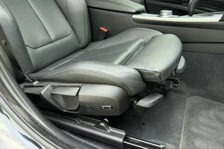 BMW 3-serie Gran Turismo 320i High Executive Edition | Lederen bekleding | M Sport pakket | Trekhaak | Stoelverwarming | Keyless | Navigatie | Weinig kilometers | Climate control / 17
